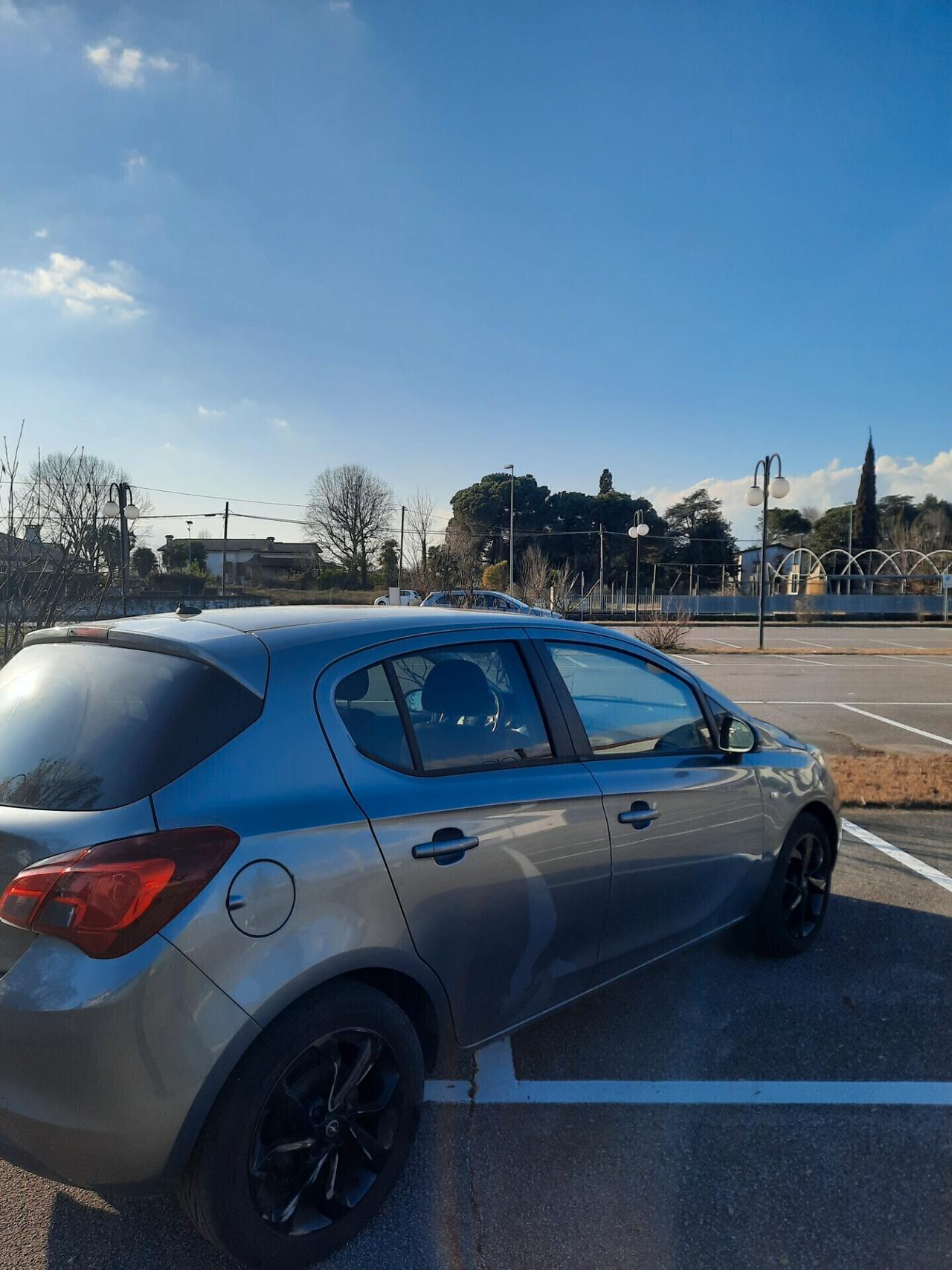 Opel Corsa 1.4 90CV GPL 5 porte b-Color Ok Neopatentati