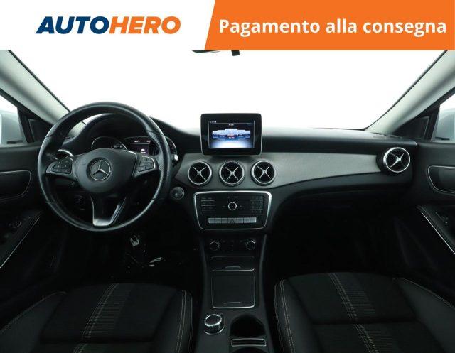 MERCEDES-BENZ CLA 200 d Automatic Sport