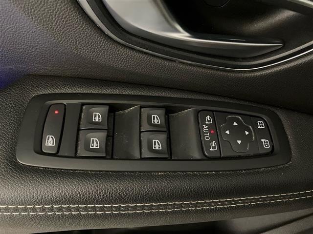 RENAULT Scenic 1.3 TCe 140cv Intens EDC