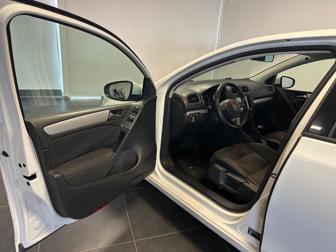 VOLKWAGEN GOLF 1.6 TDI 105CV