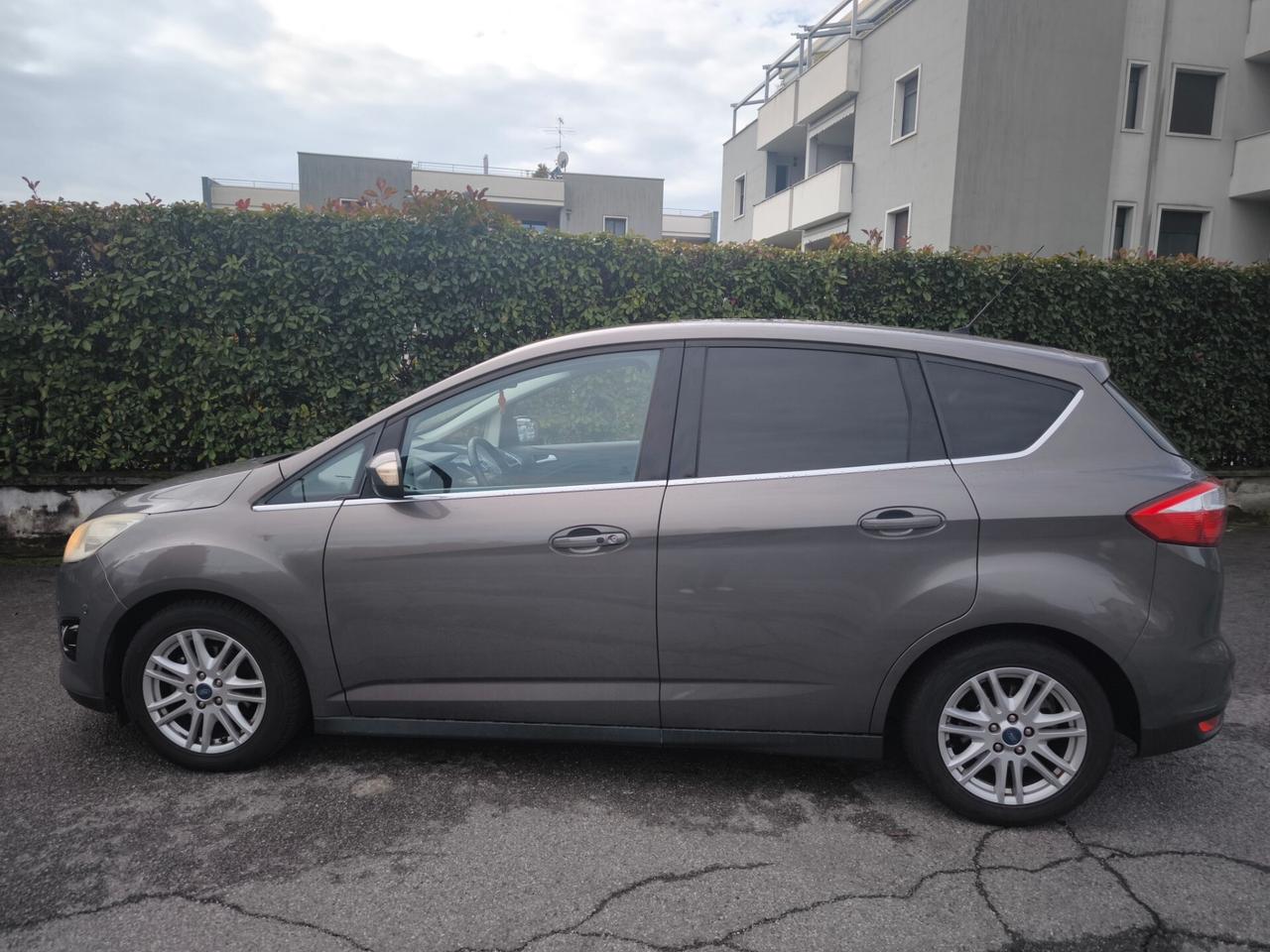 FORD C-MAX 1,6 TDCI- TITANIUM- OK NEOPATENTATI