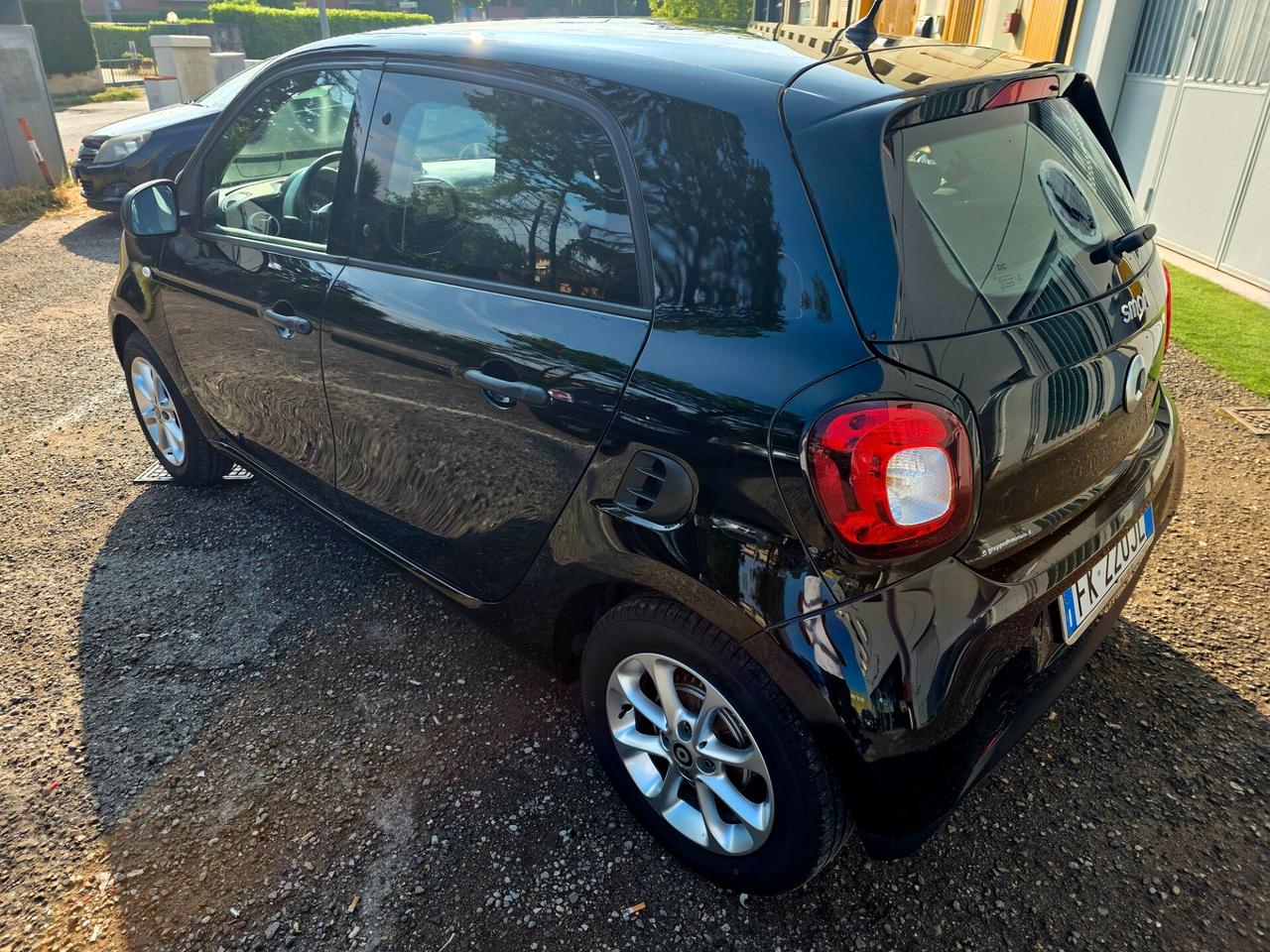 Smart ForFour 70 1.0 clima stereo cerchi finanziamenti
