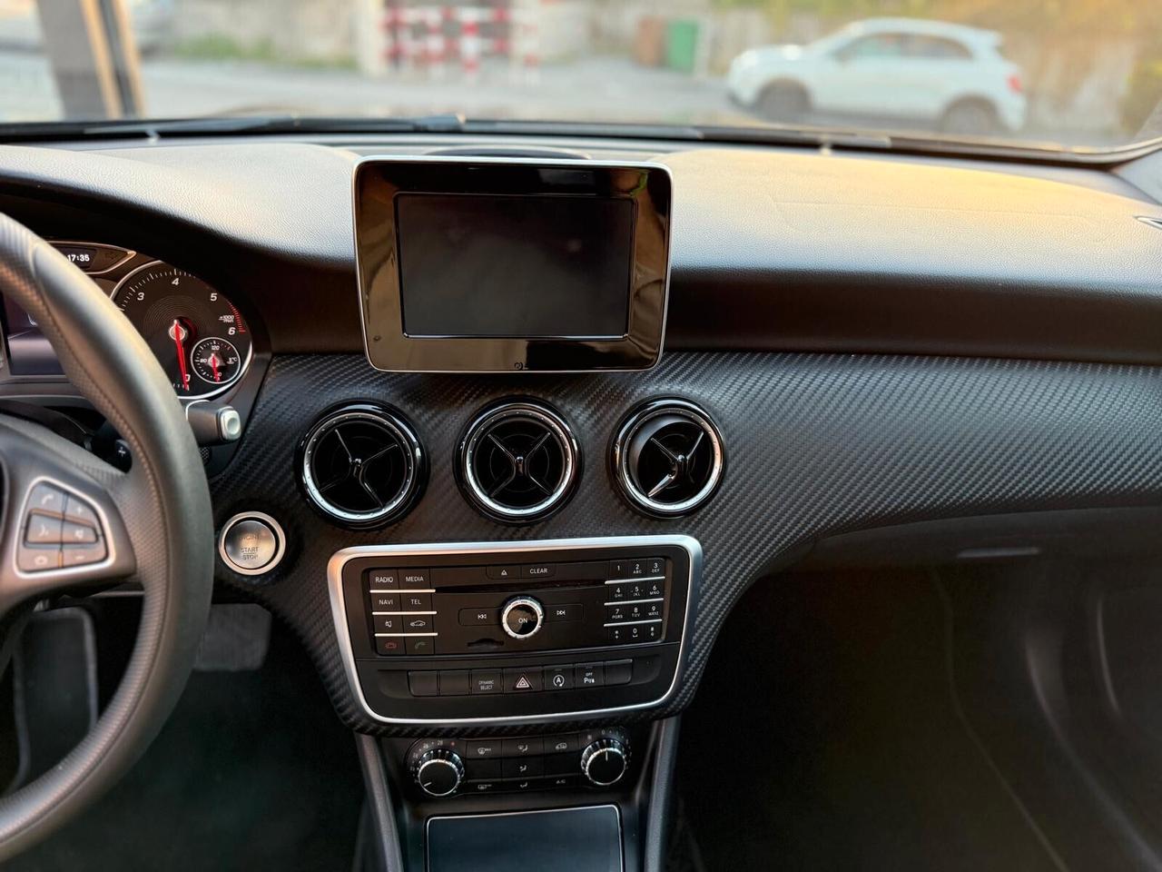 GLA 180d Automatic Premium UNICO PROPRIETARIO