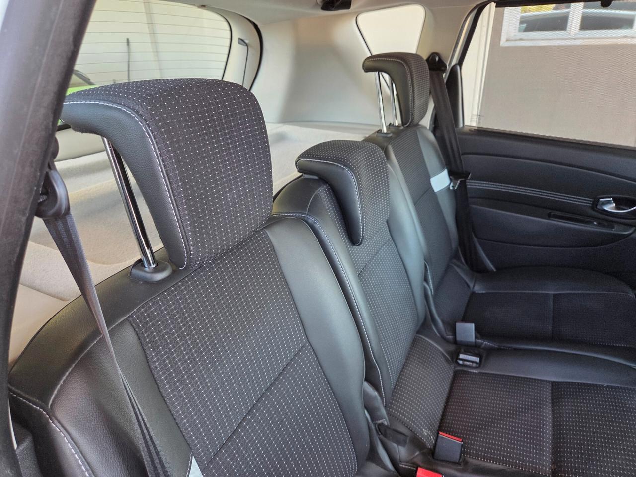 Renault Scenic Scénic X-Mod 1.6 dCi 130CV Luxe