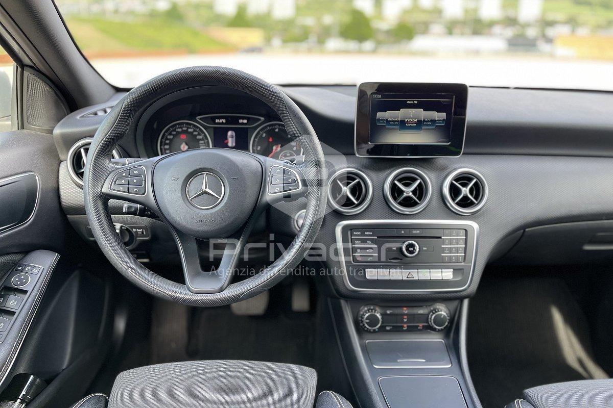 MERCEDES A 160 d Automatic Business