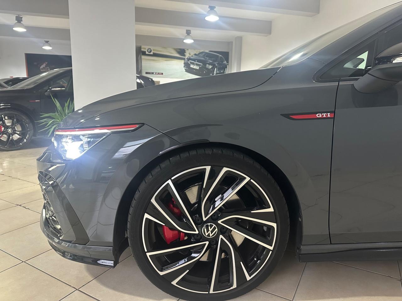 Volkswagen Golf GTI 2.0 TSI DSG