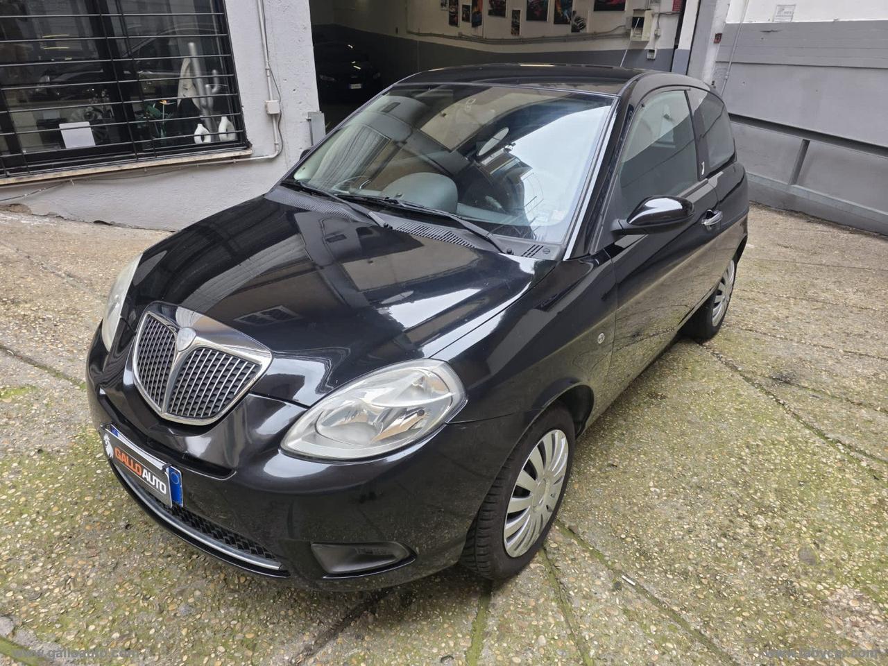 LANCIA Ypsilon 1.2 Platino
