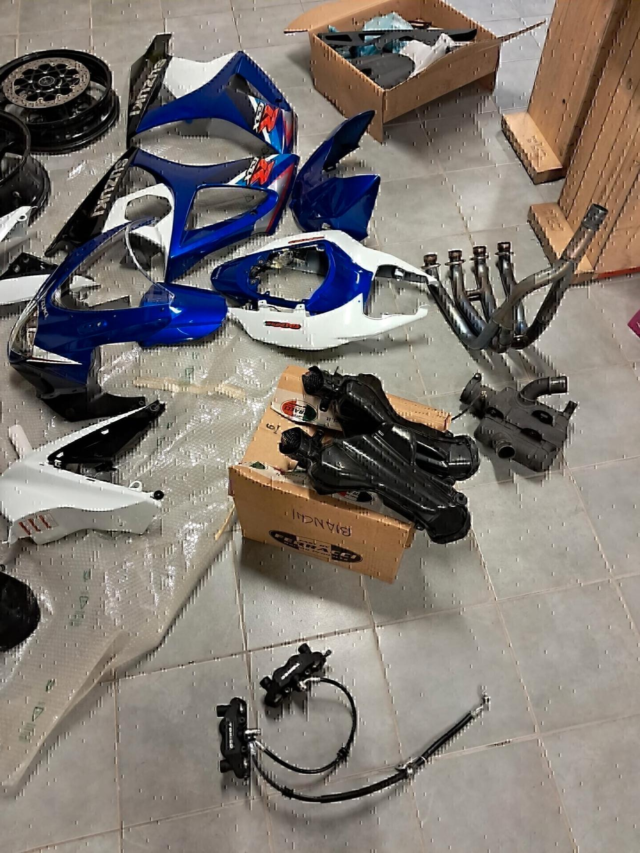 SUZUKI GSXR 1000 K5 E K7