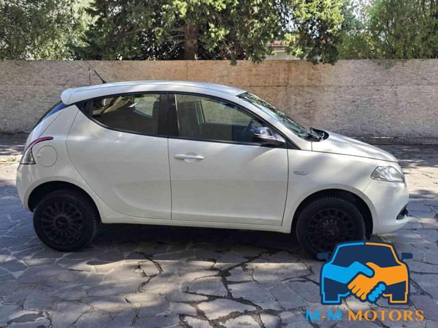 LANCIA Ypsilon 0.9 TwinAir 85 CV 5 porte Metano Ecochic Gold
