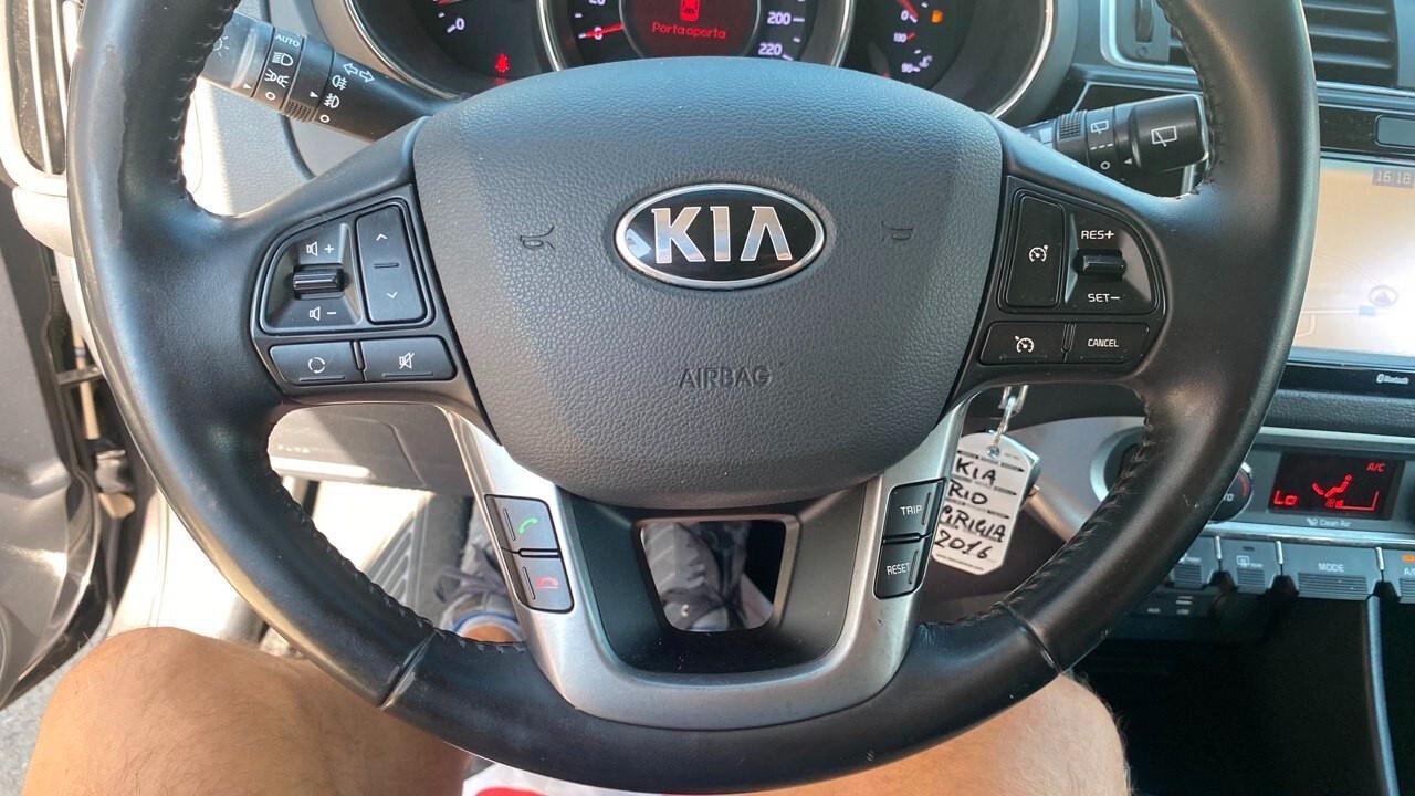 Kia Rio 1.1 CRDi 5p. Cool