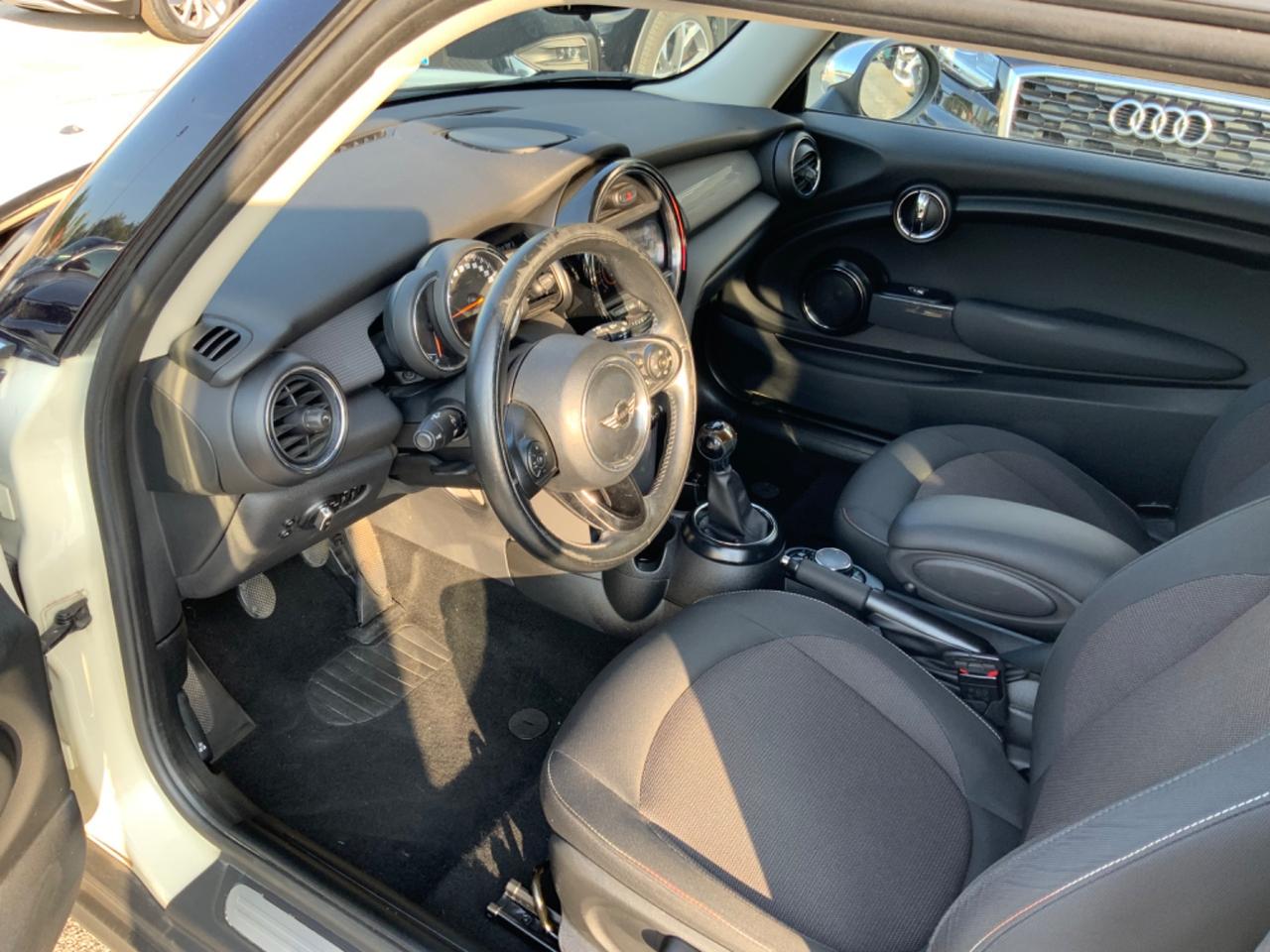 Mini Mini 1.5 Cooper D Business