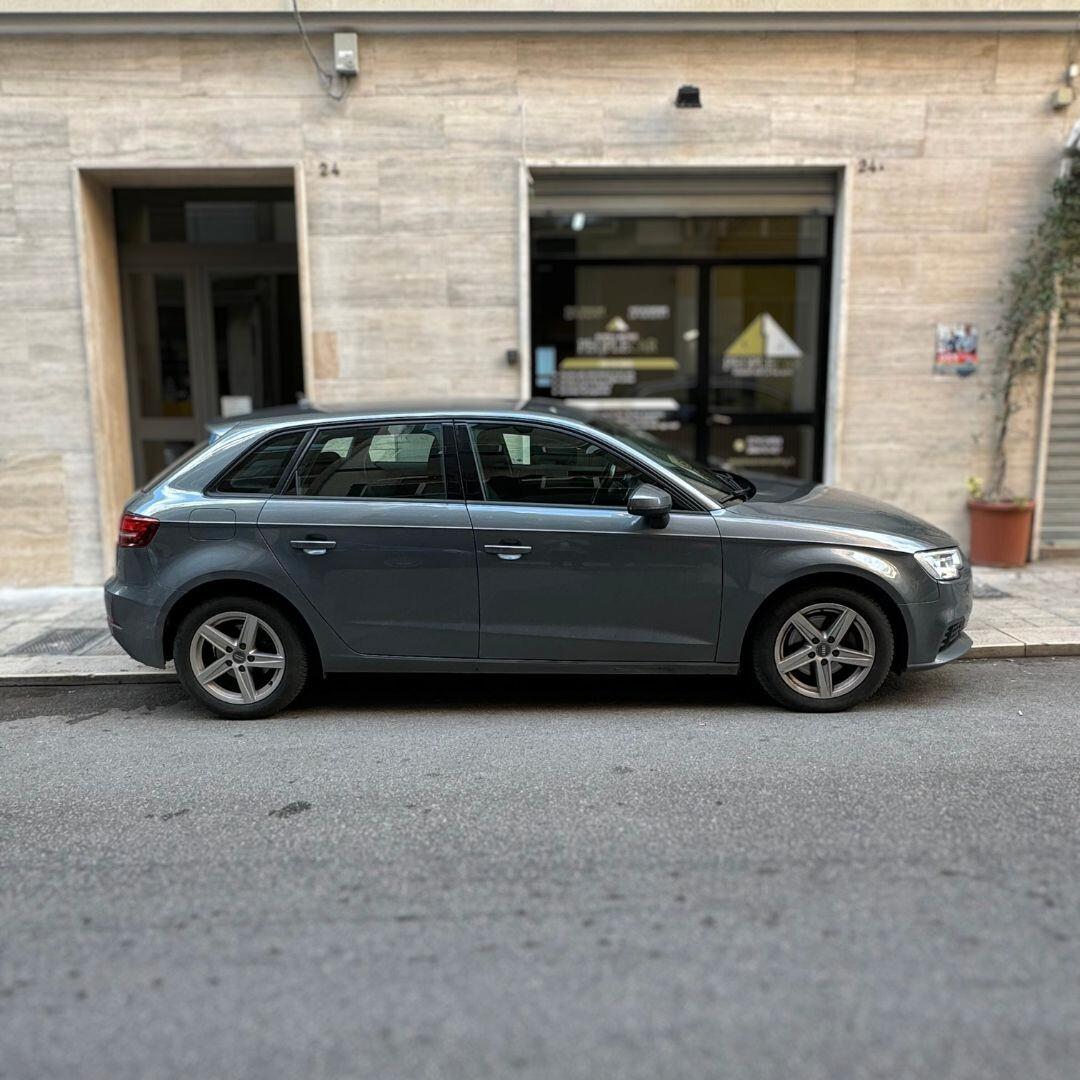 Audi A3 SPB 1.6 TDI S tronic **CERTIFICATA AUDI**