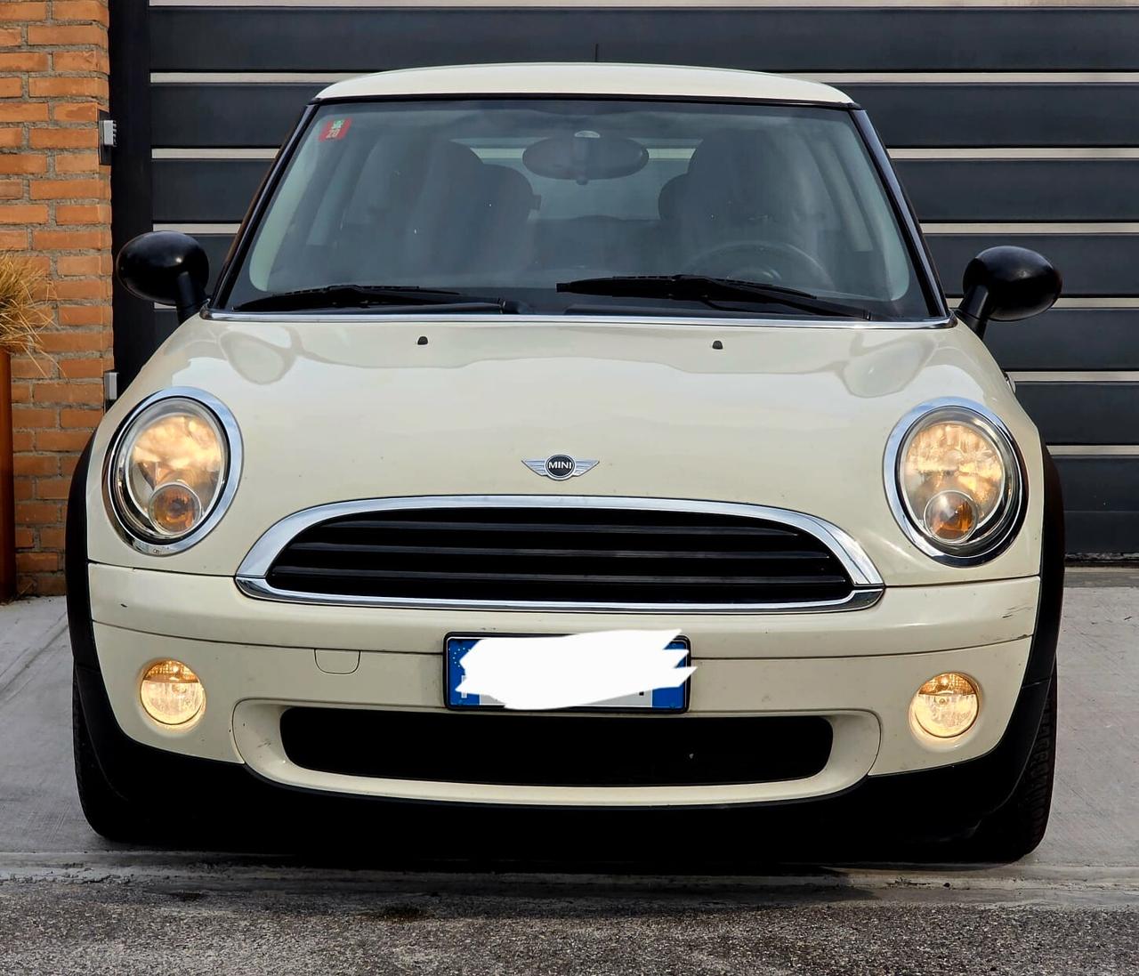 Mini One benzină Gpl valido 2031 neopatentati