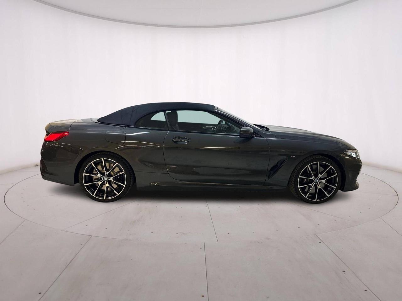 BMW Serie 8 840d xDrive Cabrio 48V MSport Pro