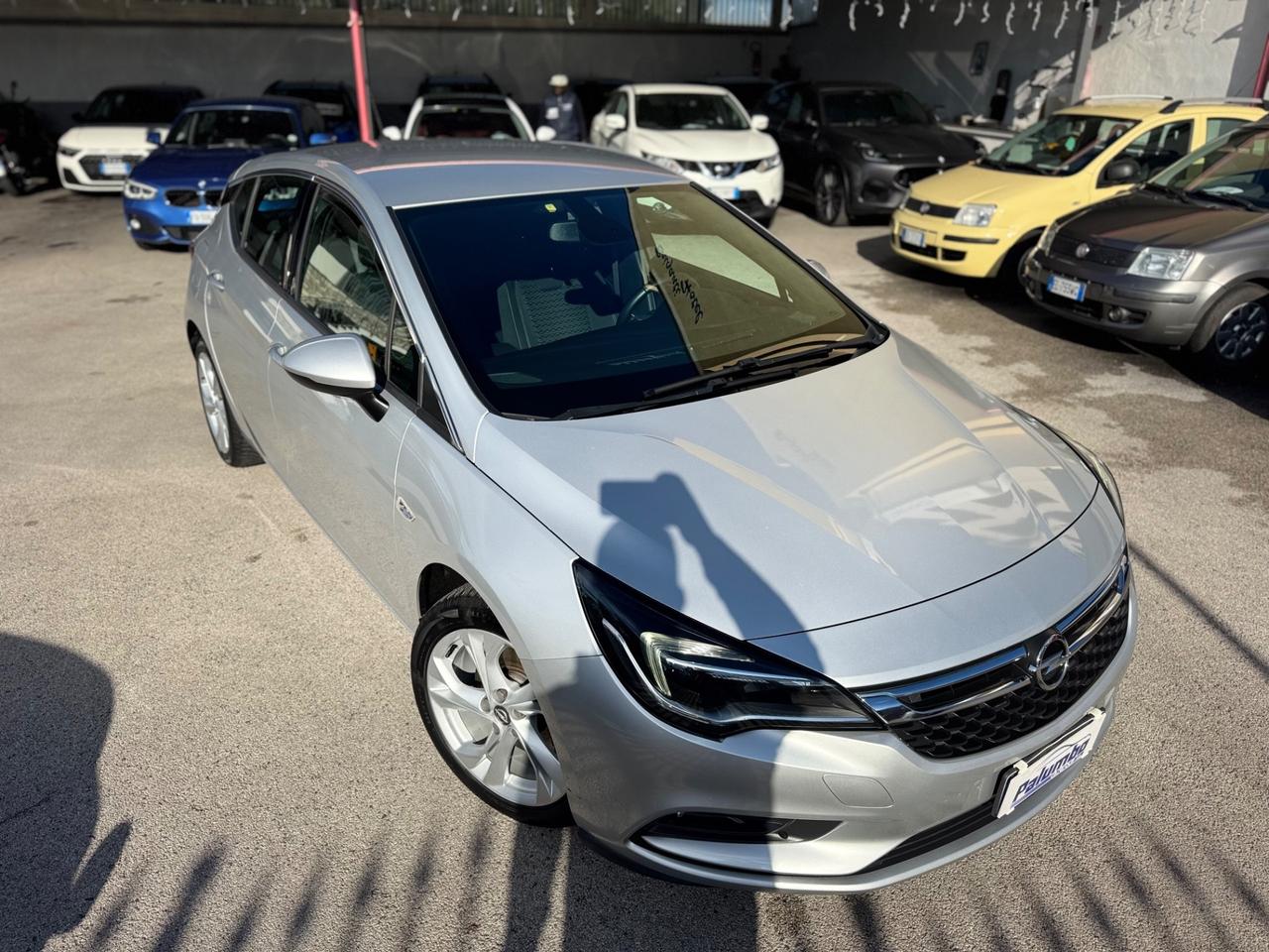Opel Astra 1.6 CDTi 136CV . 5 porte Innovation