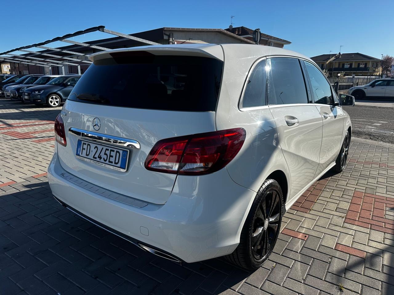 Mercedes-benz B 180D 109CV AUT. OK NEOPATENTATI