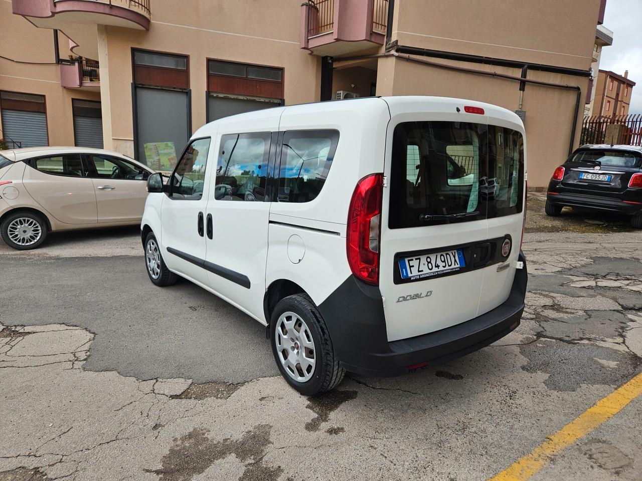 FIAT DOBLO' 1300 MJT 5 POSTI IVA COMPRESA KM CERTI
