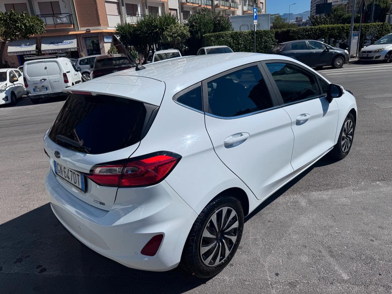 Ford Fiesta 1.0 Ecoboost Hybrid 125 CV 5 porte Titanium