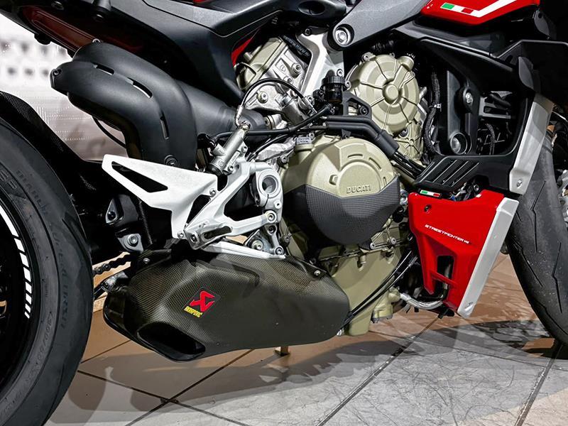 Ducati Streetfighter V4 S