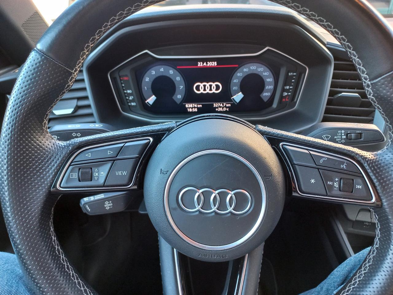 Audi A1 citycarver 25 TFSI Admired S-LINE INTERNO
