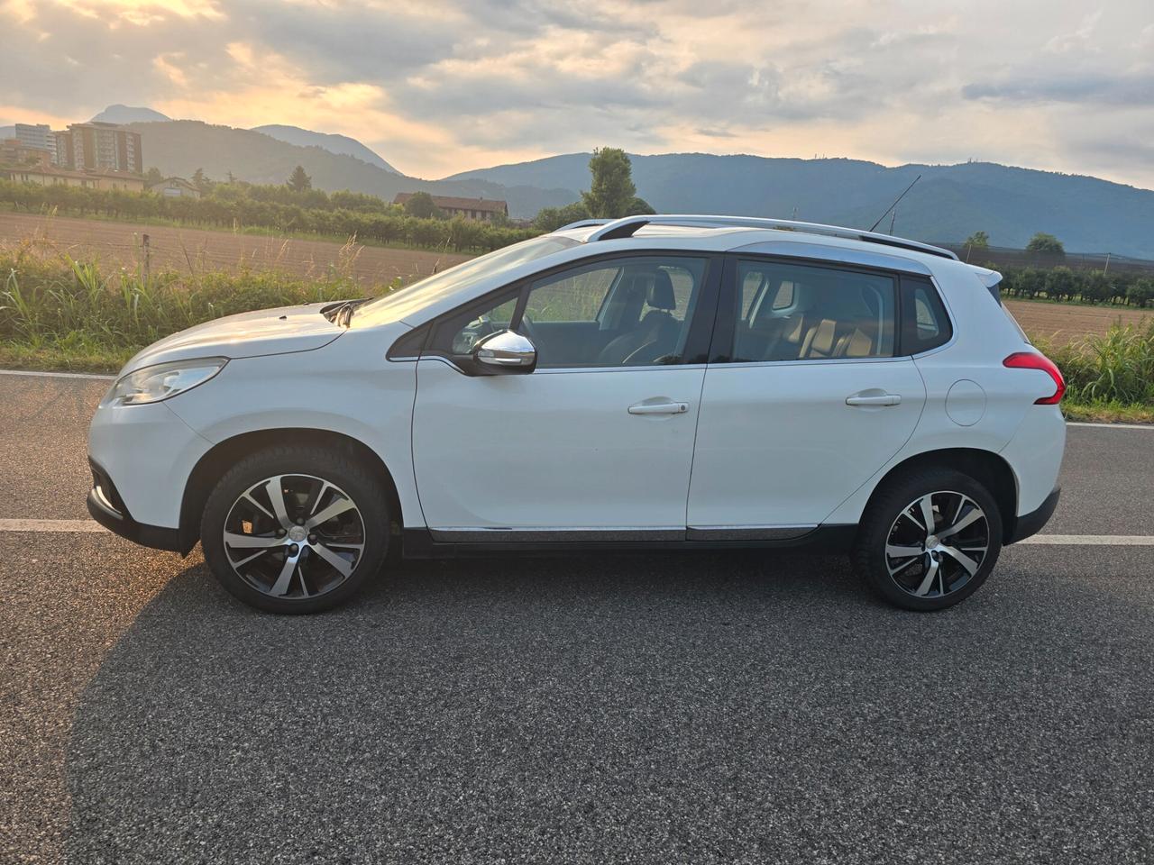 PEUGEOT 2008 1.6 VTi "OK PER NEOPATENTATI"