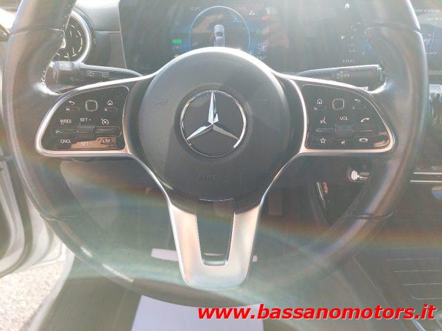 MERCEDES-BENZ A 250 e hybrid EQ Business Plug In