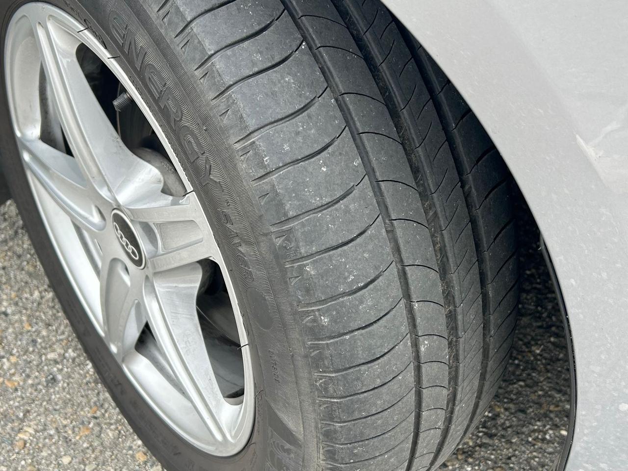 Audi A4 Business 2.0 30 TDI MHEV #9673