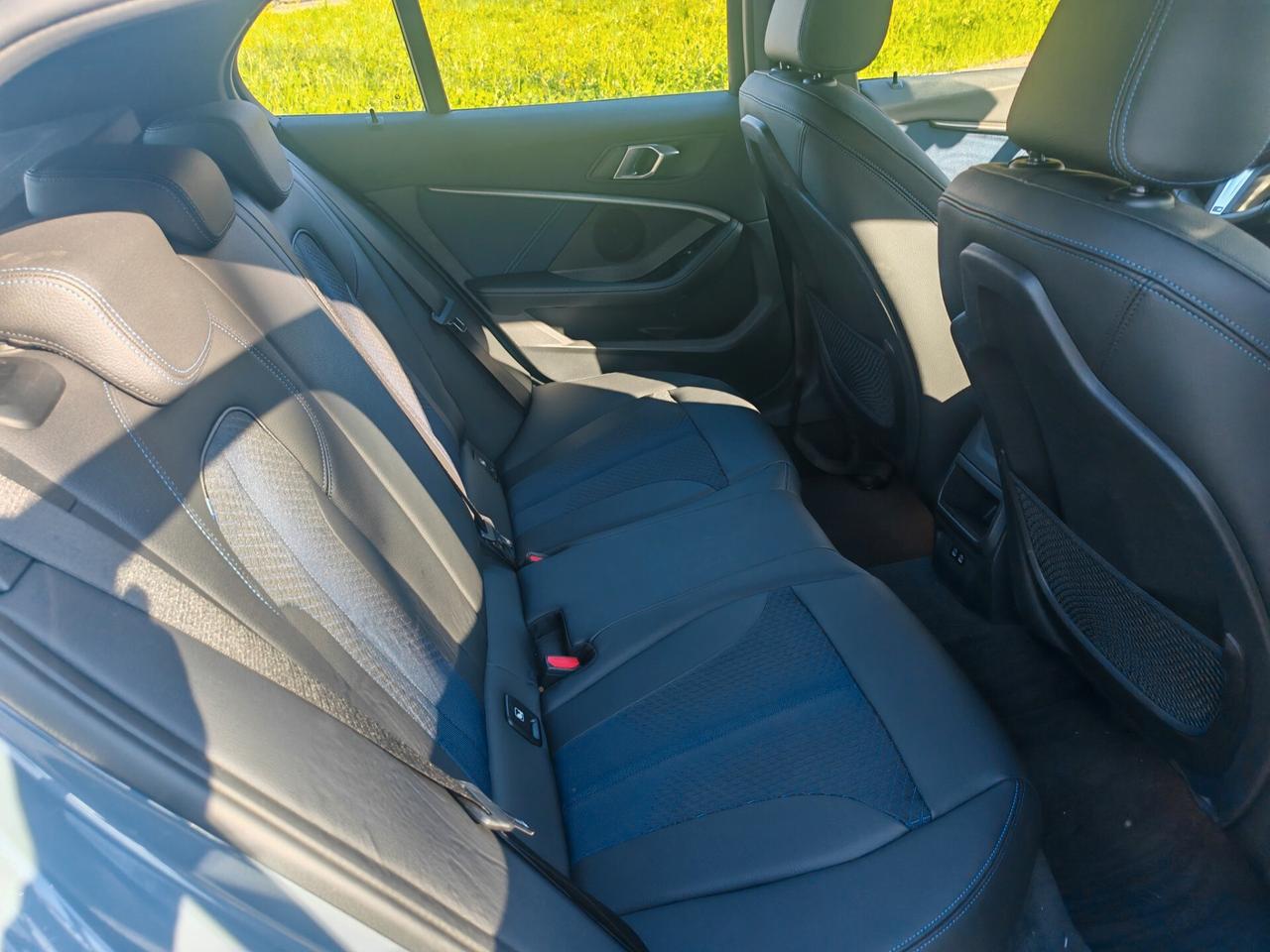 Bmw 118i 5p. Msport Incidentata