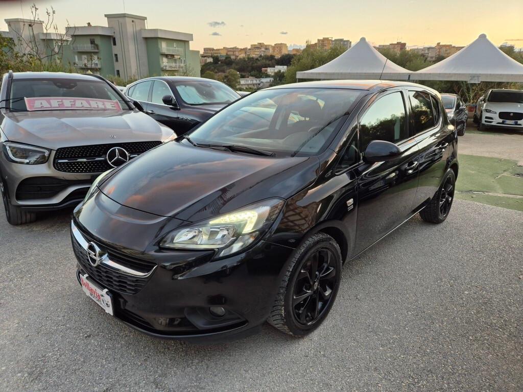 Opel Corsa 1.4 90CV GPL Tech 5 porte Black Edition