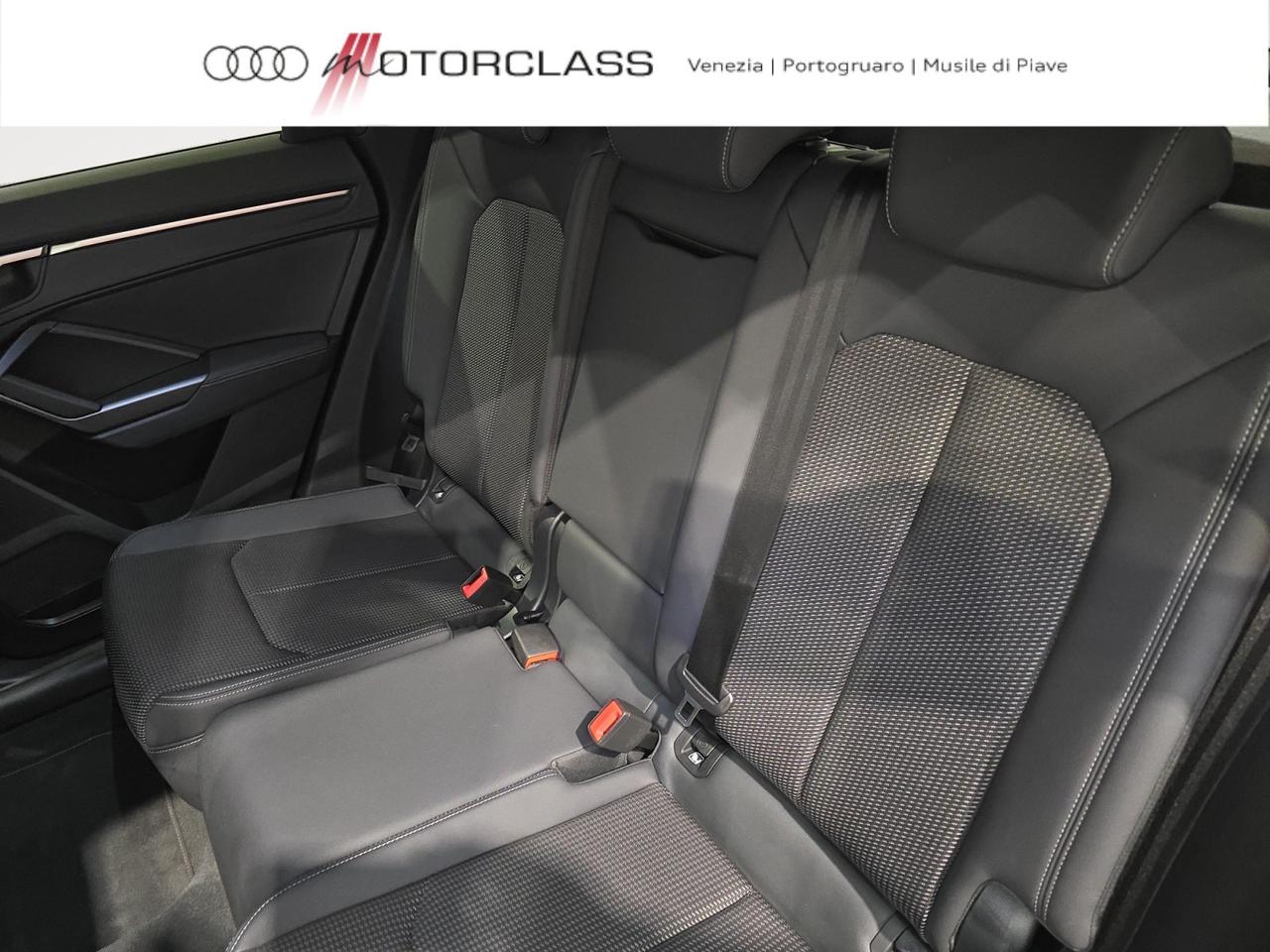 Audi Q3 35 2.0 tdi s line edition s tronic