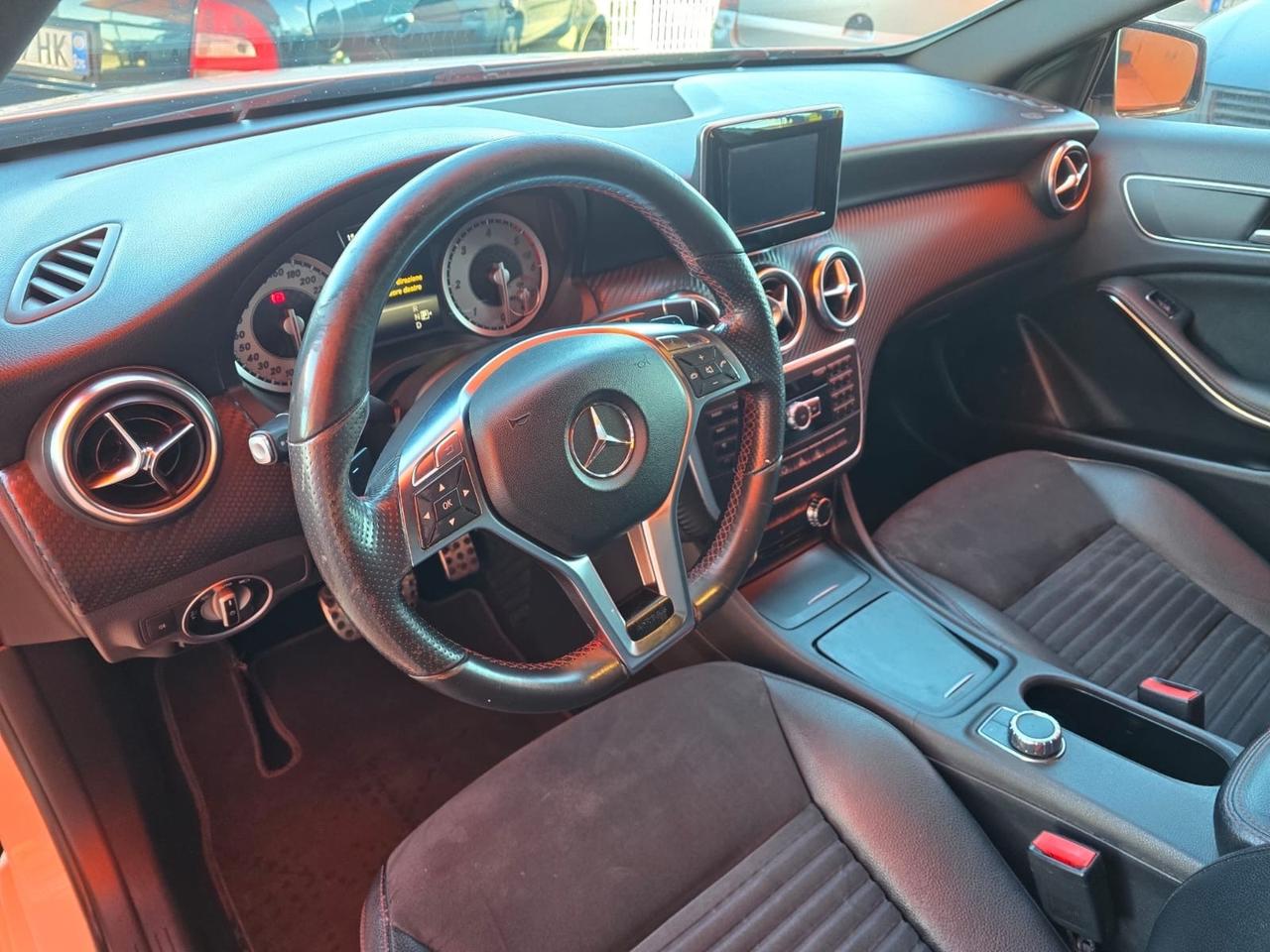 Mercedes-benz A 180 CDI Automatic Premium Dark Night Edition