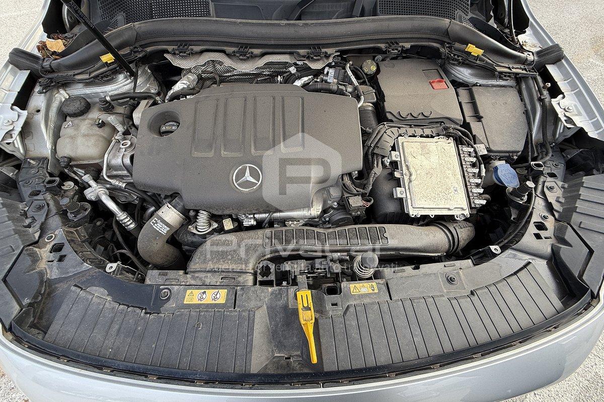 MERCEDES GLA 200 d Automatic Sport Plus