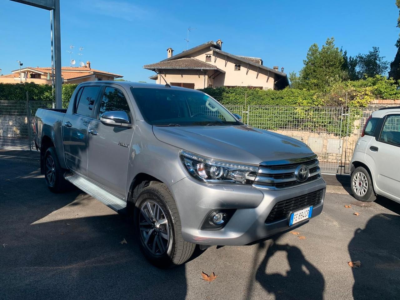 Toyota Hilux 2.4 D-4D 4WD 4 porte Double Cab Comfort