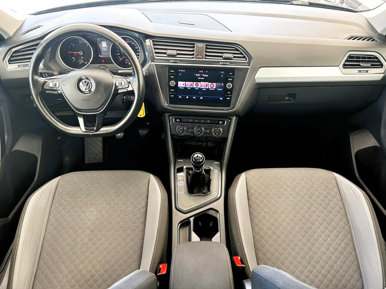 Volkswagen Tiguan 1.6 TDI SCR R-Line BlueMotion Technology