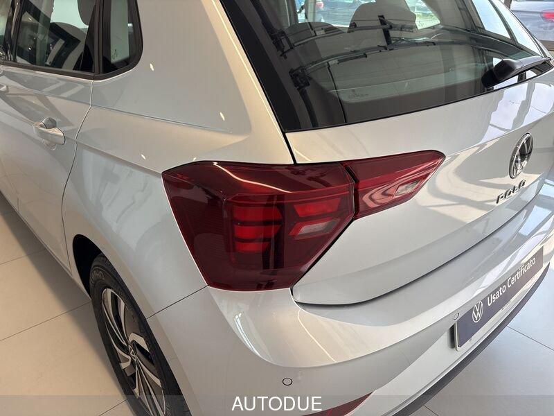 Volkswagen Polo VI 2022 1.0 tsi Life 95cv dsg