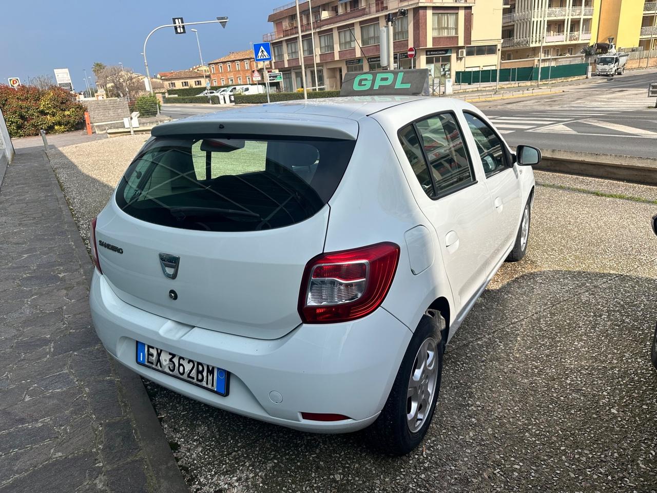 Dacia Sandero 1.2 GPL 75CV extra