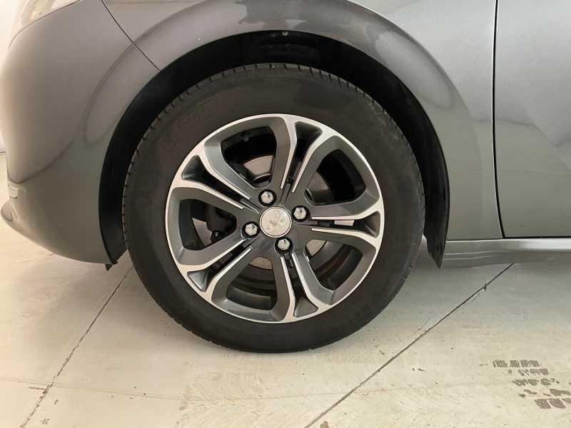 PEUGEOT 208 - 208 1.2 PT Allure E6 5p
