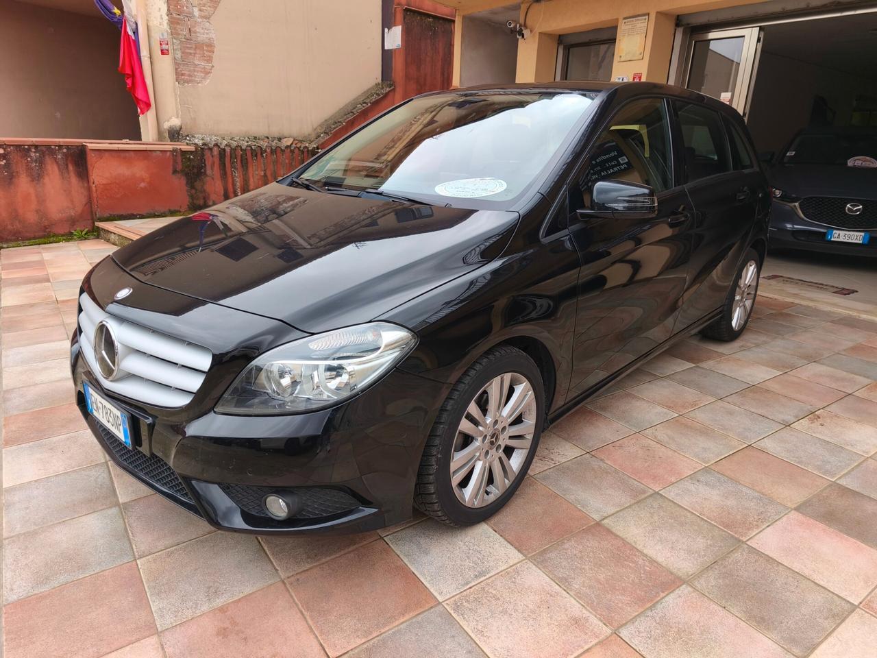 Mercedes-Benz B 180 cdi POCHI KM PROMO COMPRESO PASSAGGIO