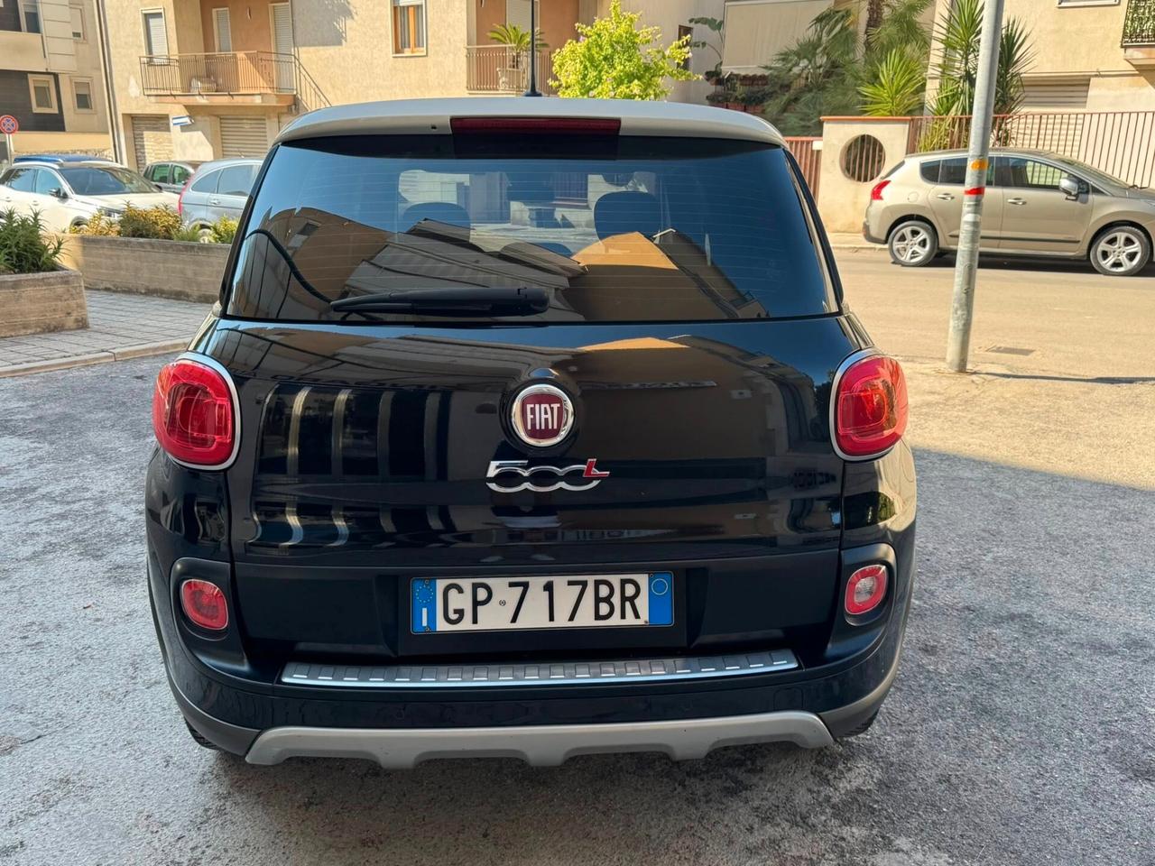 FIAT 500L TREKKING BI-COLORE 1.6 MJ 120 CV. NAVI+CERCHI