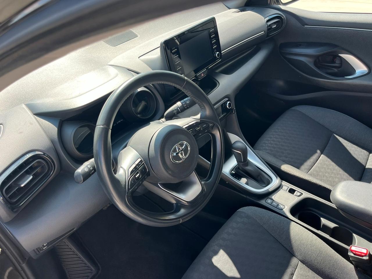 Toyota Yaris 1.5 Hybrid 5 porte Trend