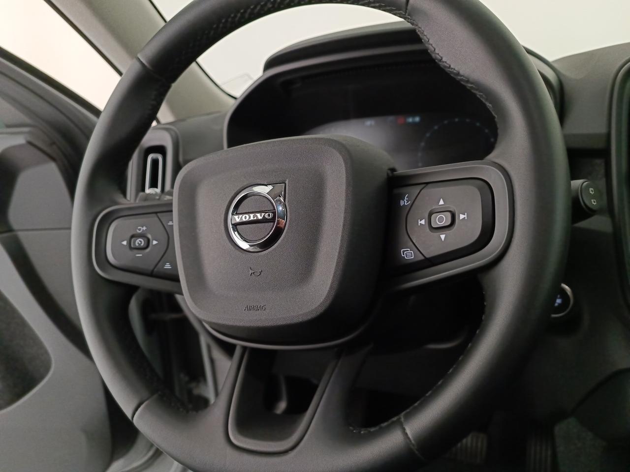 VOLVO XC40 N1 T2 Essential auto