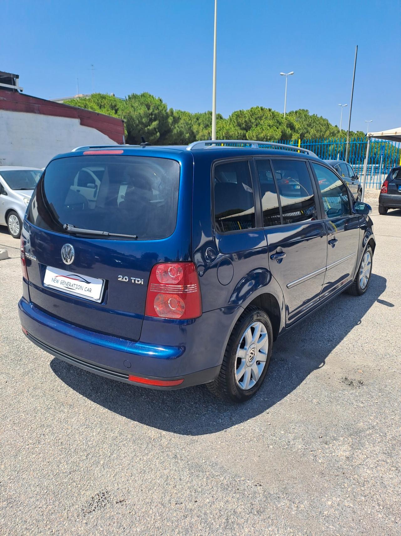 Volkswagen Touran 2.0 TDI DPF Highline