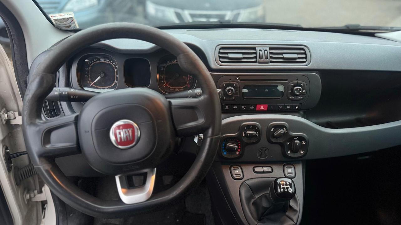 Fiat Panda 0.9 B/METANO 2017 NEOP.