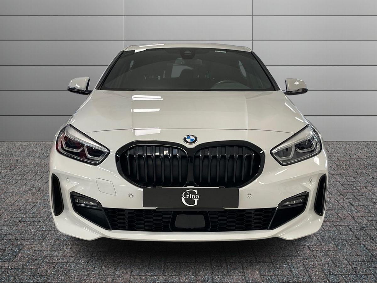 BMW Serie 1 F40 - 118d Msport auto