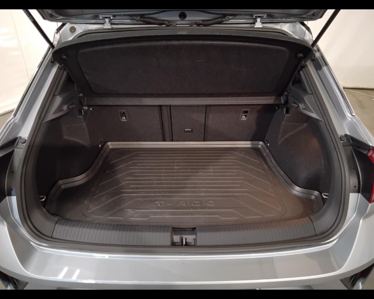 VOLKSWAGEN T-Roc 2022 - T-Roc 1.0 tsi R-Line 110cv
