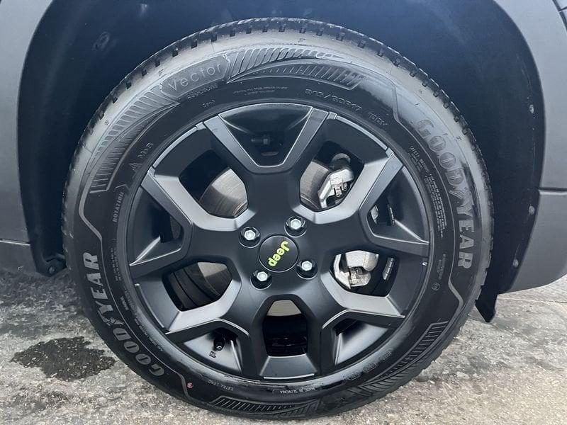 Jeep Avenger 4xe Hybrid 1.2 MHEV 4xe Upland tua da 279,00 al mese