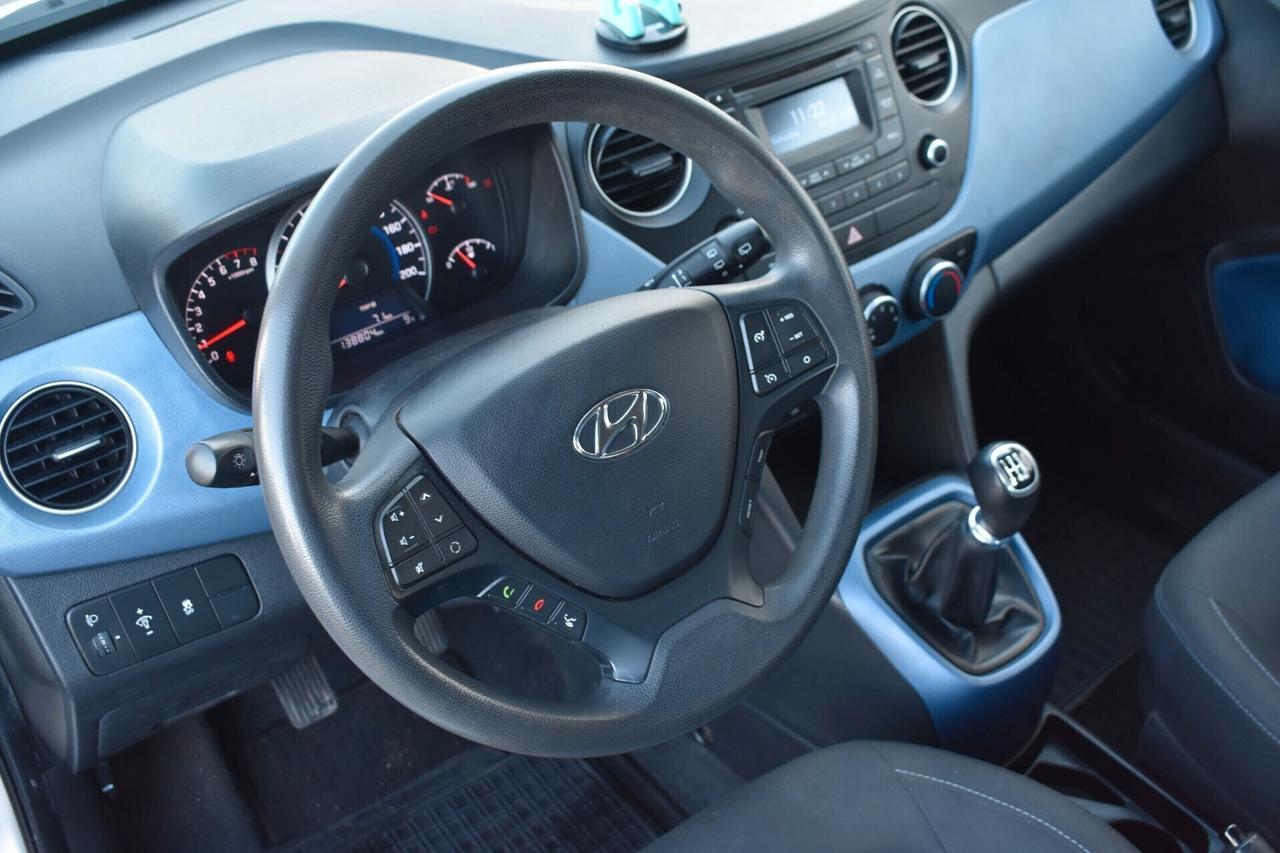 Hyundai i10 1.0 i NEOPATENTATI