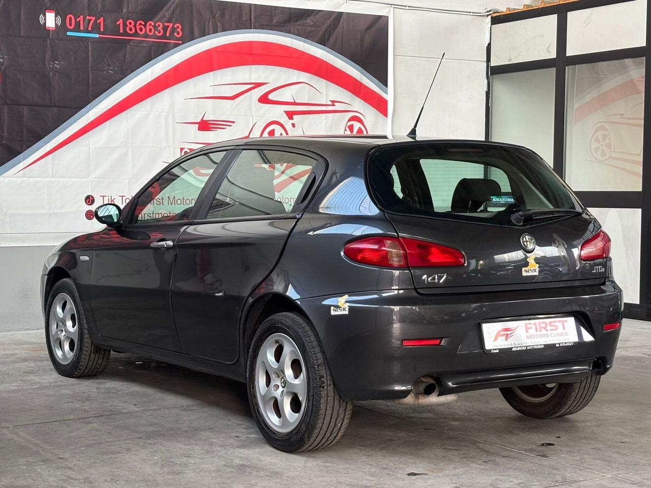 Alfa Romeo 147 1.9 JTD M-JET 16V 5 porte Dist.