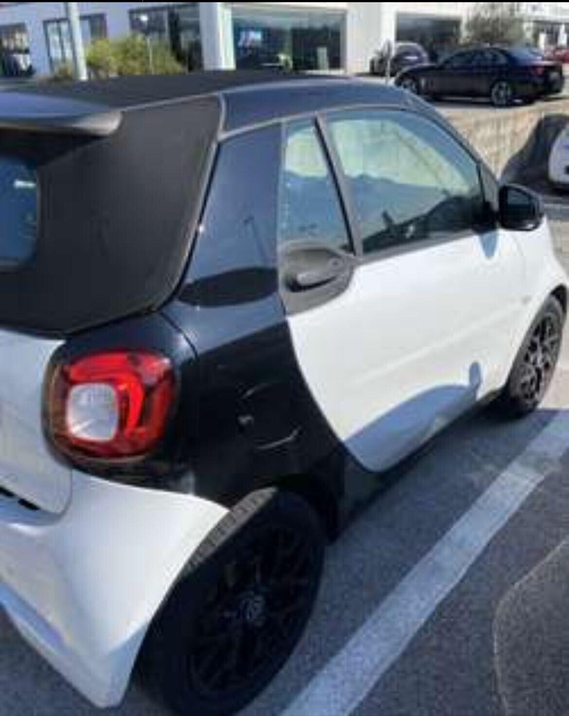 Smart ForTwo 90 0.9 T twinamic cabrio BRABUS Style