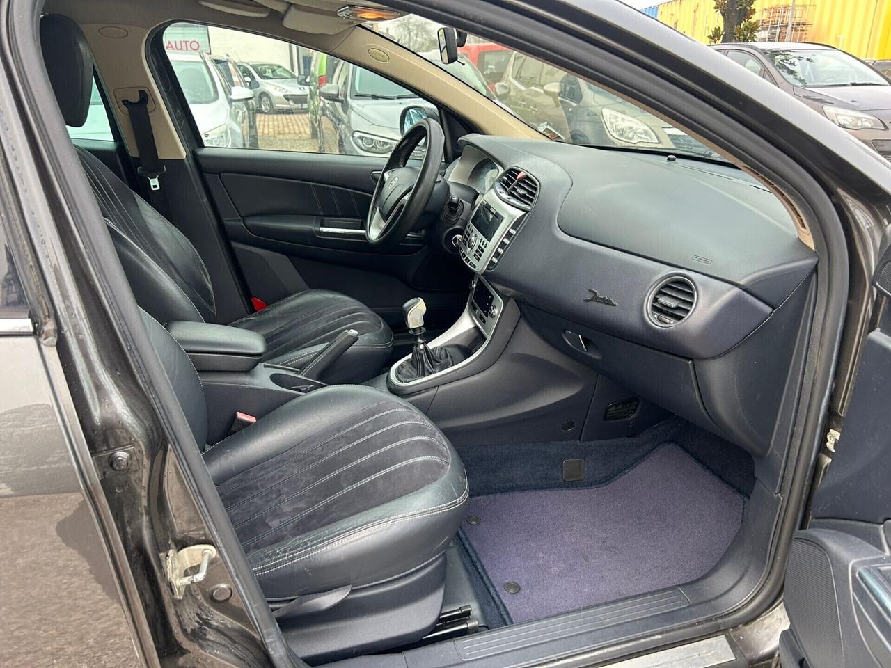 Lancia Delta 2.0 MJT DPF Platino 165CV
